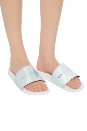 Branded slides, zdjęcie 2 Branded slides od Maison Margiela